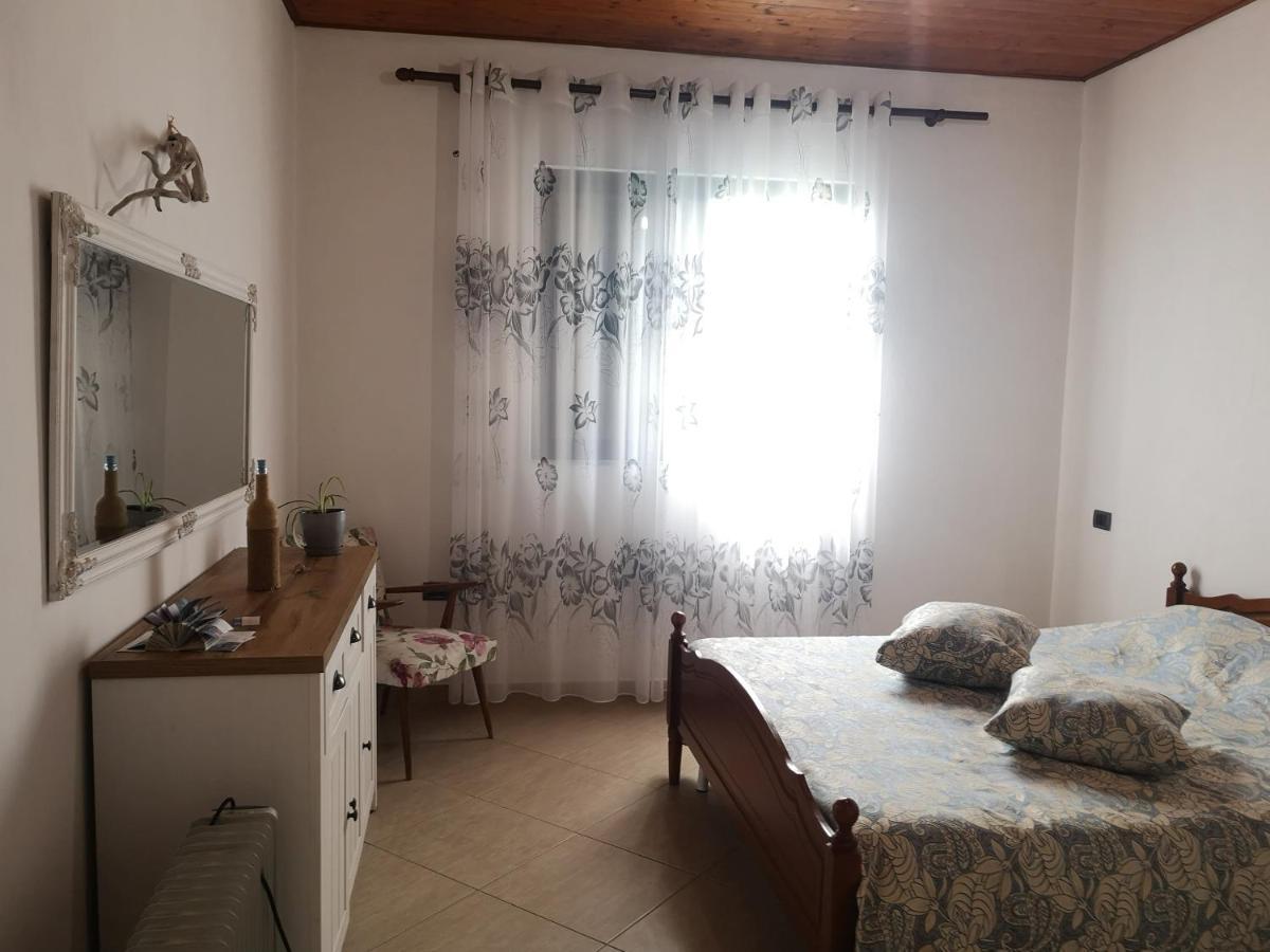 Private House Durres Villa Bagian luar foto