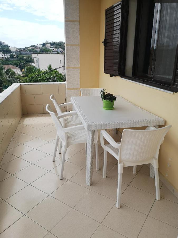 Private House Durres Villa Bagian luar foto
