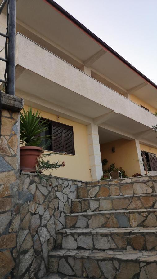 Private House Durres Villa Bagian luar foto